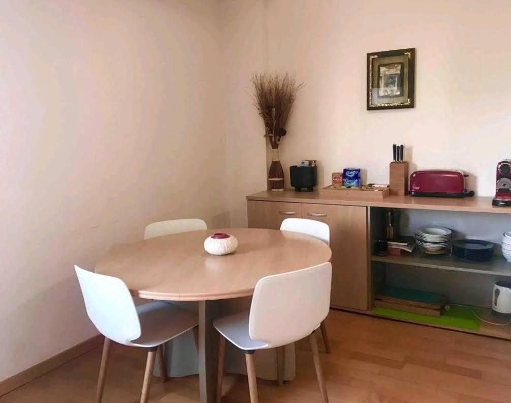 Merce Apartment Forum Barcelona Сан-Адриан-де-Бесос Экстерьер фото